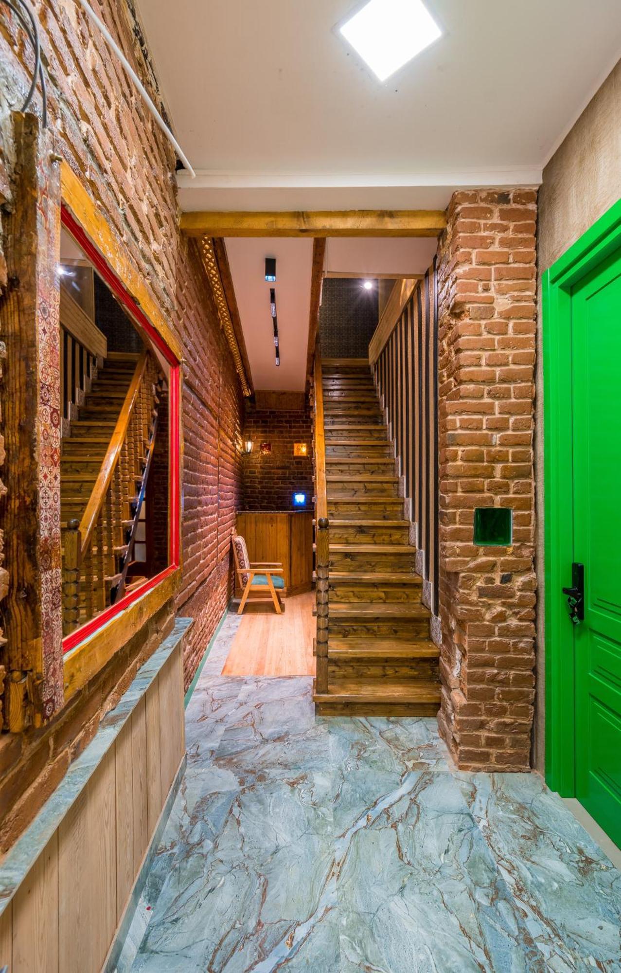 Apart View Hotel & Spa Тбилиси Екстериор снимка