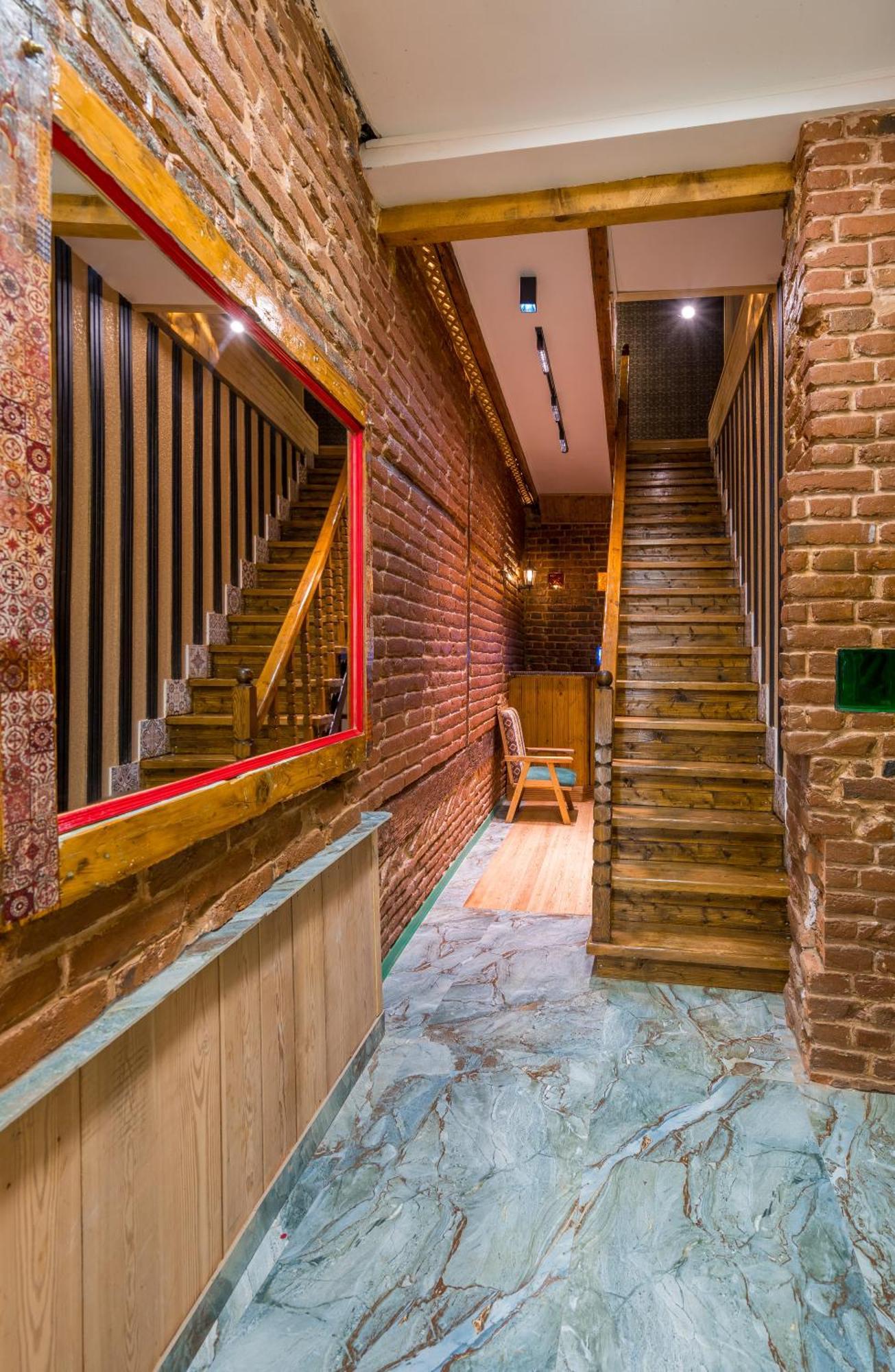 Apart View Hotel & Spa Тбилиси Екстериор снимка